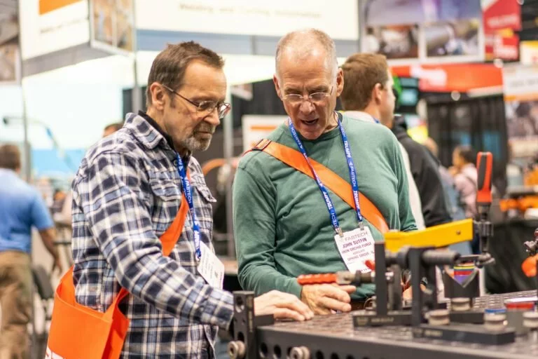  2022/05/bluco-customer-conversation-fabtech-2019-768x512-1.jpeg 