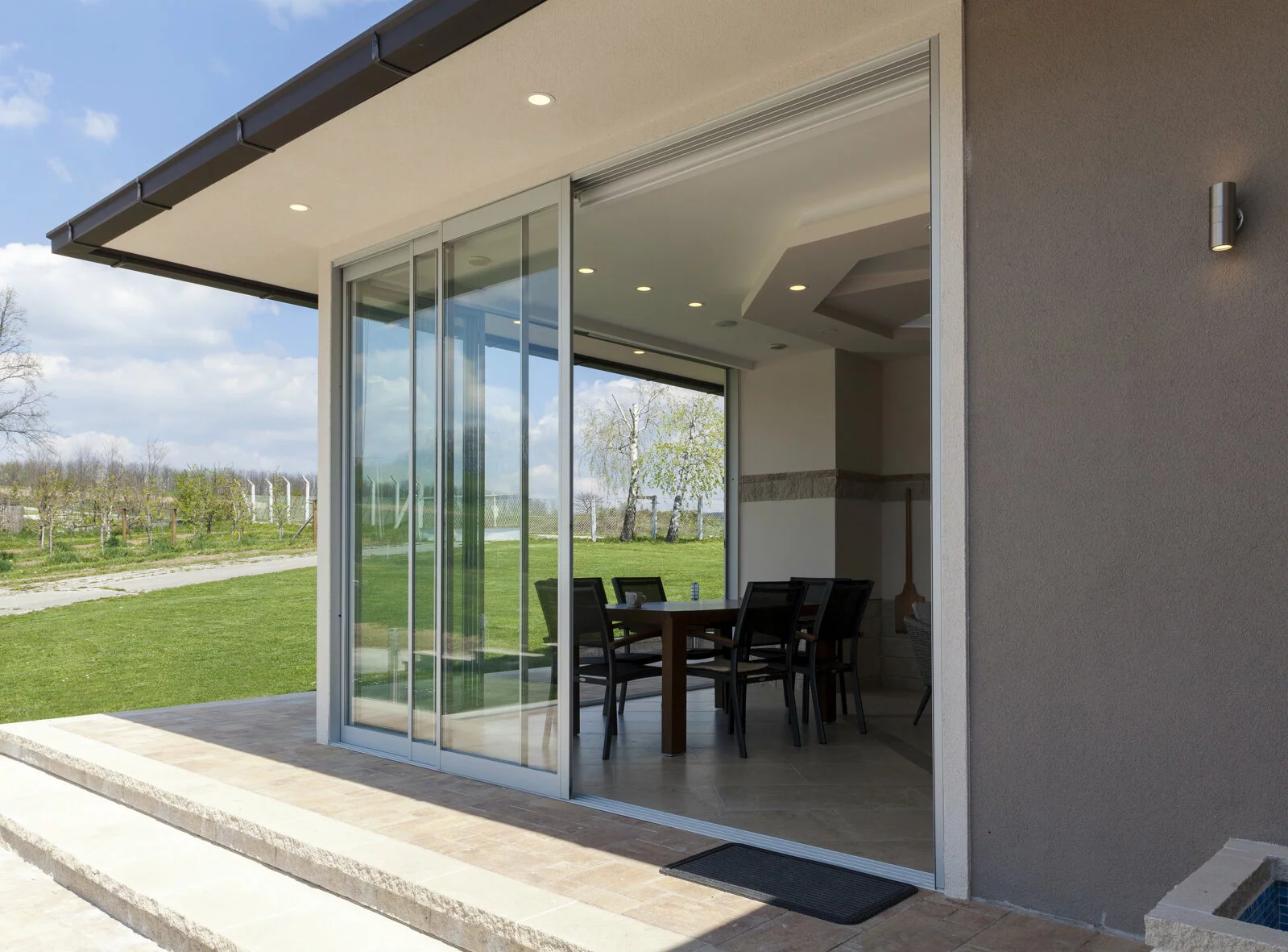  2023/04/large-sliding-door-window-frame.jpg 